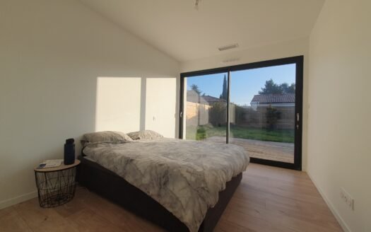 Maison T4 de plain-pied de 95 m² avec terrain