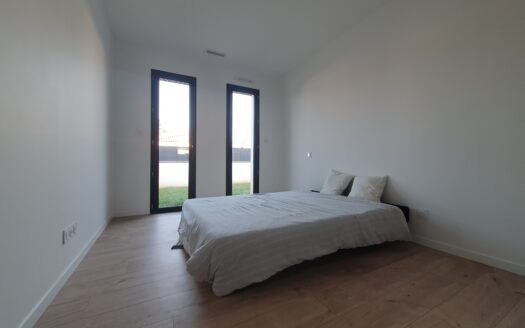 Maison T4 de plain-pied de 95 m² avec terrain