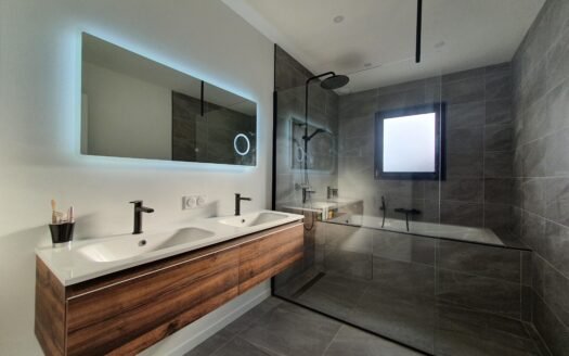 Maison T4 de plain-pied de 95 m² avec terrain