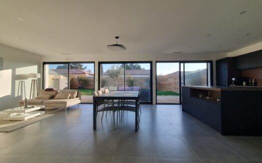 Maison T4 de plain-pied de 95 m² avec terrain